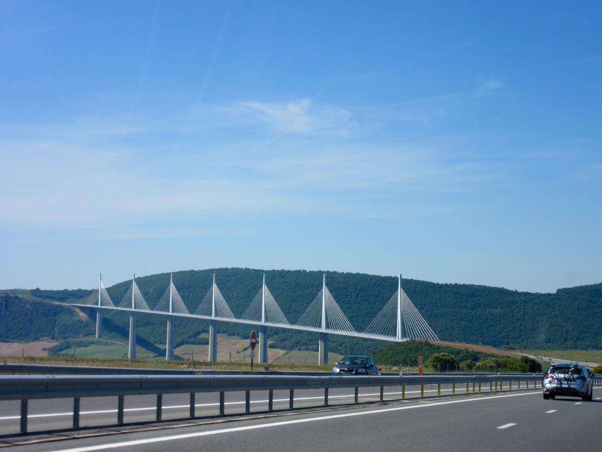 Hôtel des Causses Millau Exterior foto
